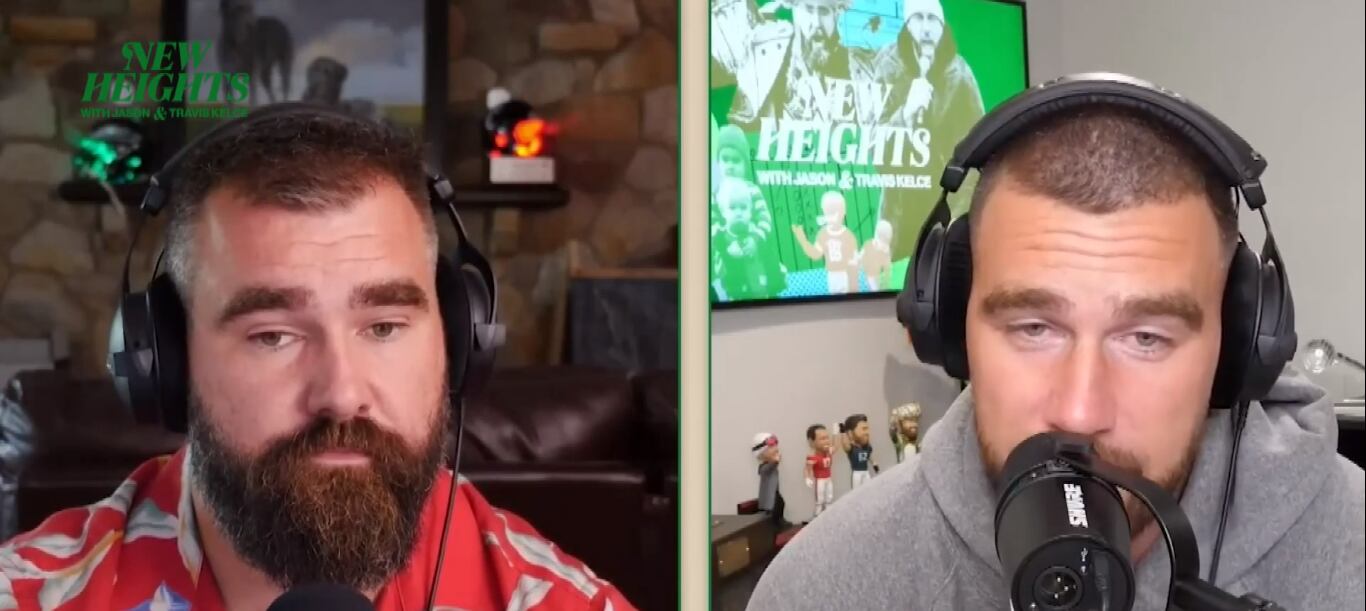 Travis Kelce le confesó a su hermano Jason que trató de darle un "brazalet friendship" a Taylor con su número telefónico