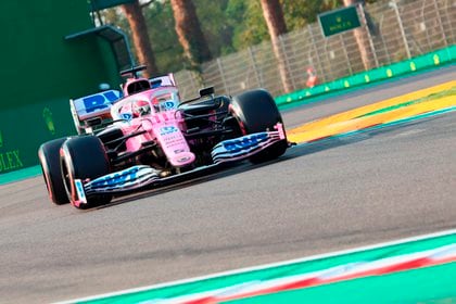 Sergio Checo Pérez terminó en sexta posición en Imola (Foto: EFE / EPA / Davide Gennari)