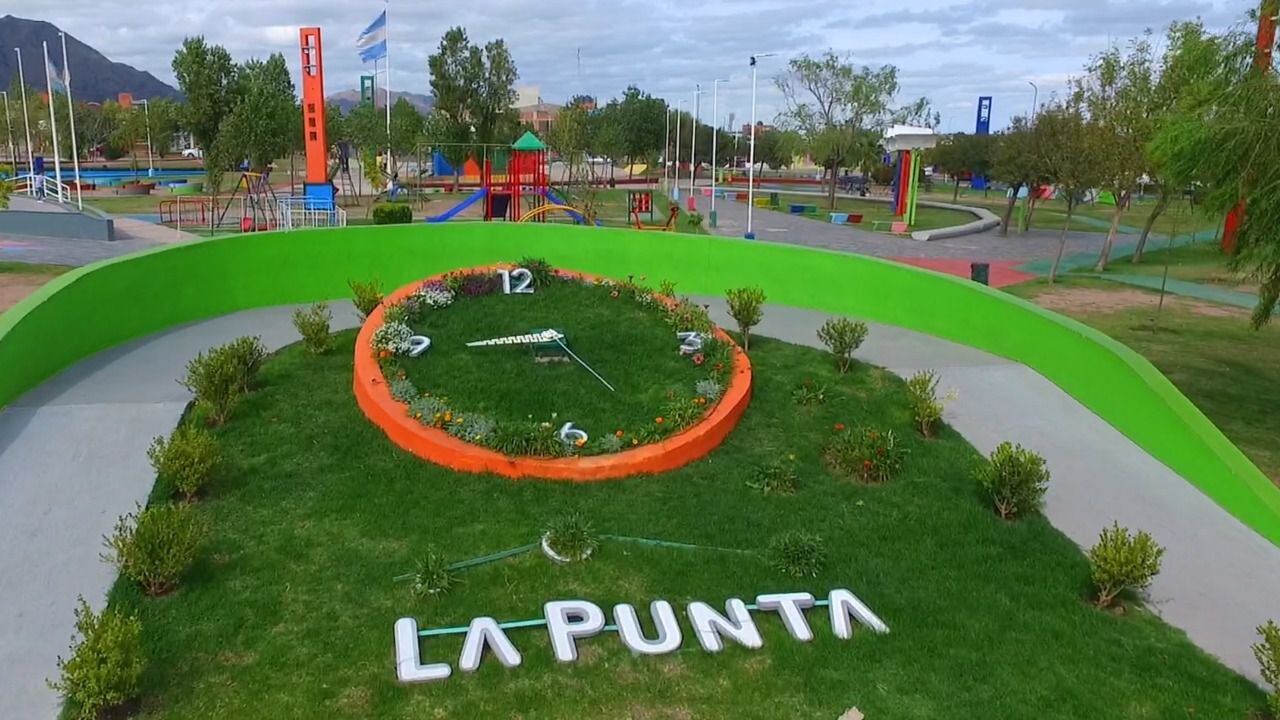 La plaza principal de la ciudad puntana