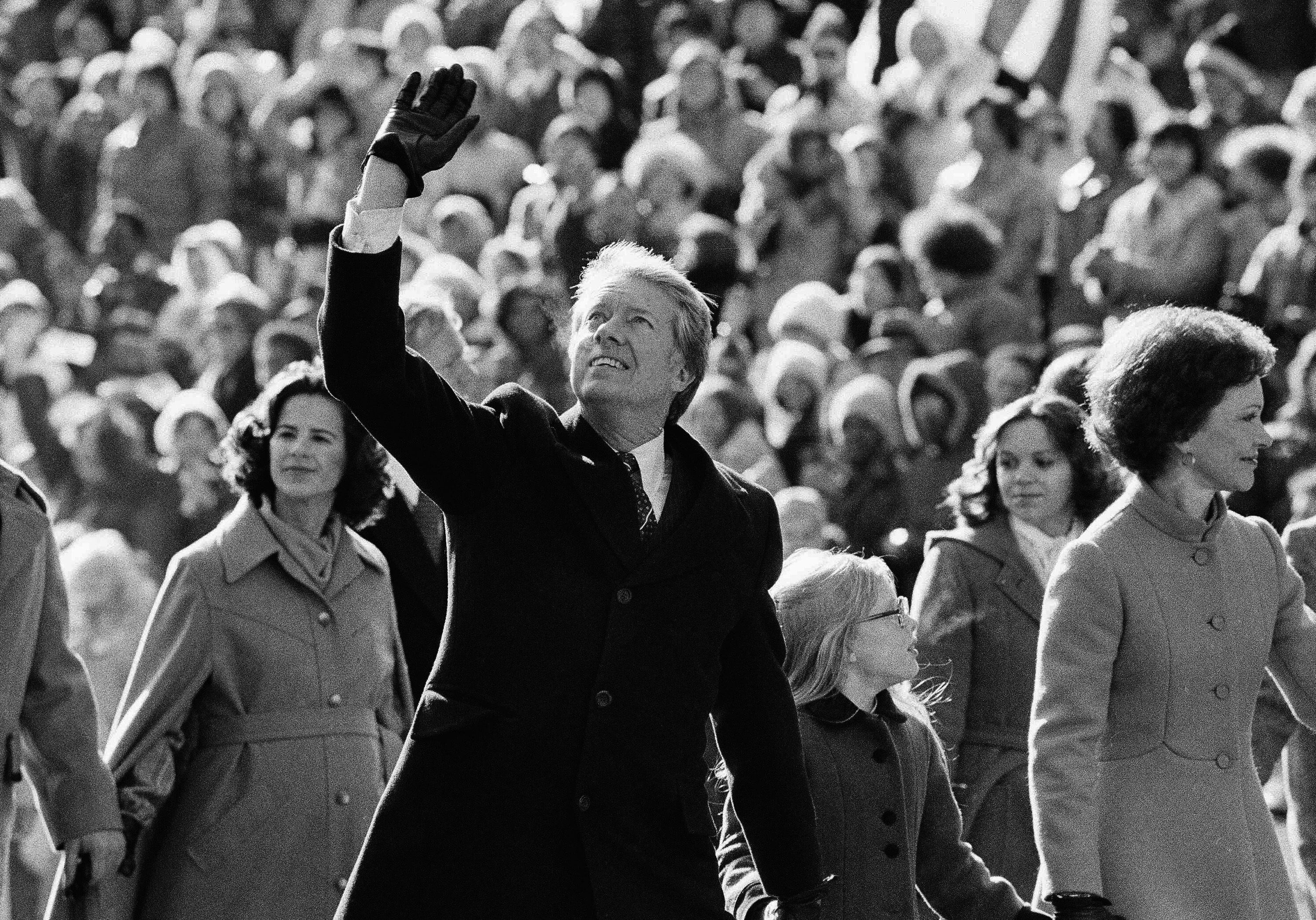 La administración del presidente Jimmy Carter fue la que sufrió más cierres. En su período de gobierno hubo cinco interrupciones, por un total de 56 días: el más largo fue de 17 días en 1978. Ya en su primer año de gestión había sufrido cierres por un total de 28 días divididos en tres tandas. (AP Foto/Suzanne Vlamis, archivo)