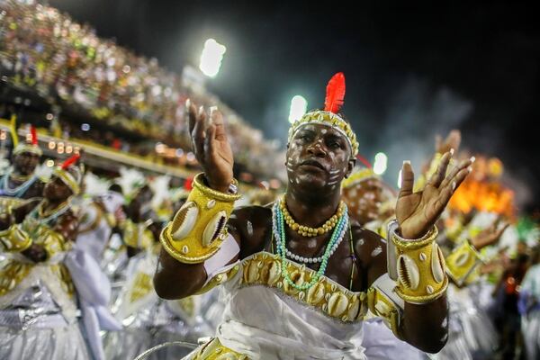 Desfile de la escuela de samba Grande Rio (REUTERS/Pilar Olivares)