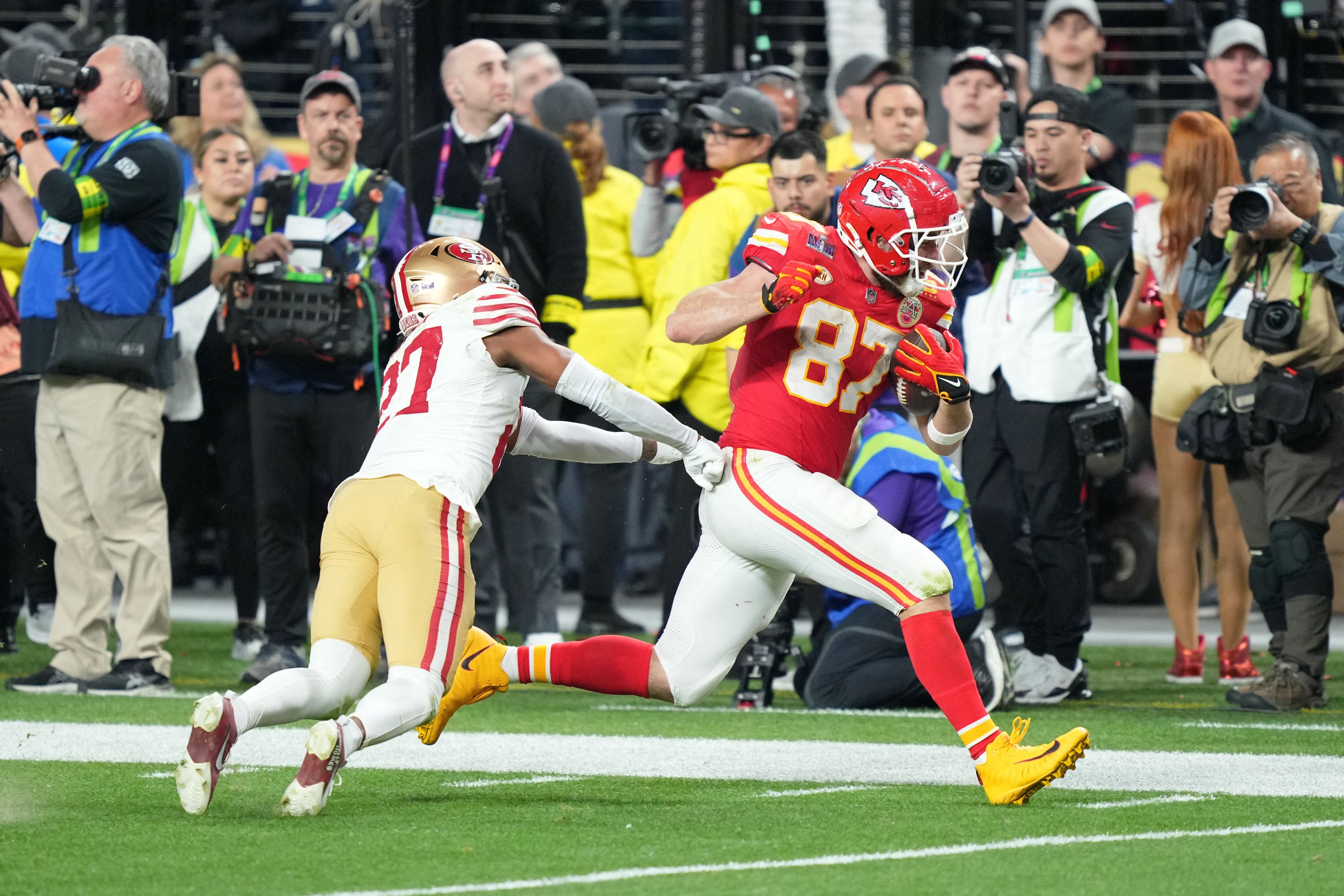 Las mejores imágenes de la final entre San Francisco 49ers y Kansas City Chiefs (Kyle Terada-USA TODAY Sports)