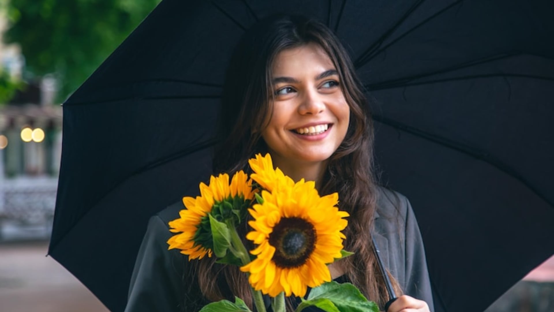 El 21 de septiembre, más de una mujer espera recibir flores amarillas.   
(Freepik)