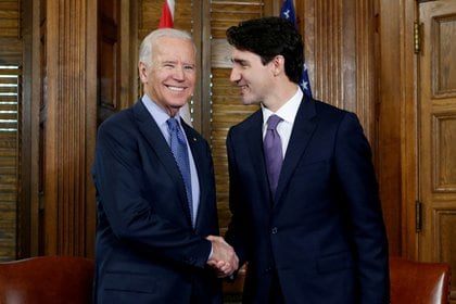El primer ministro canadiense Trudeau es el primer líder que habla con el presidente electo de Estados Unidos, Joe Biden (Foto: Chris Watti / Reuters)