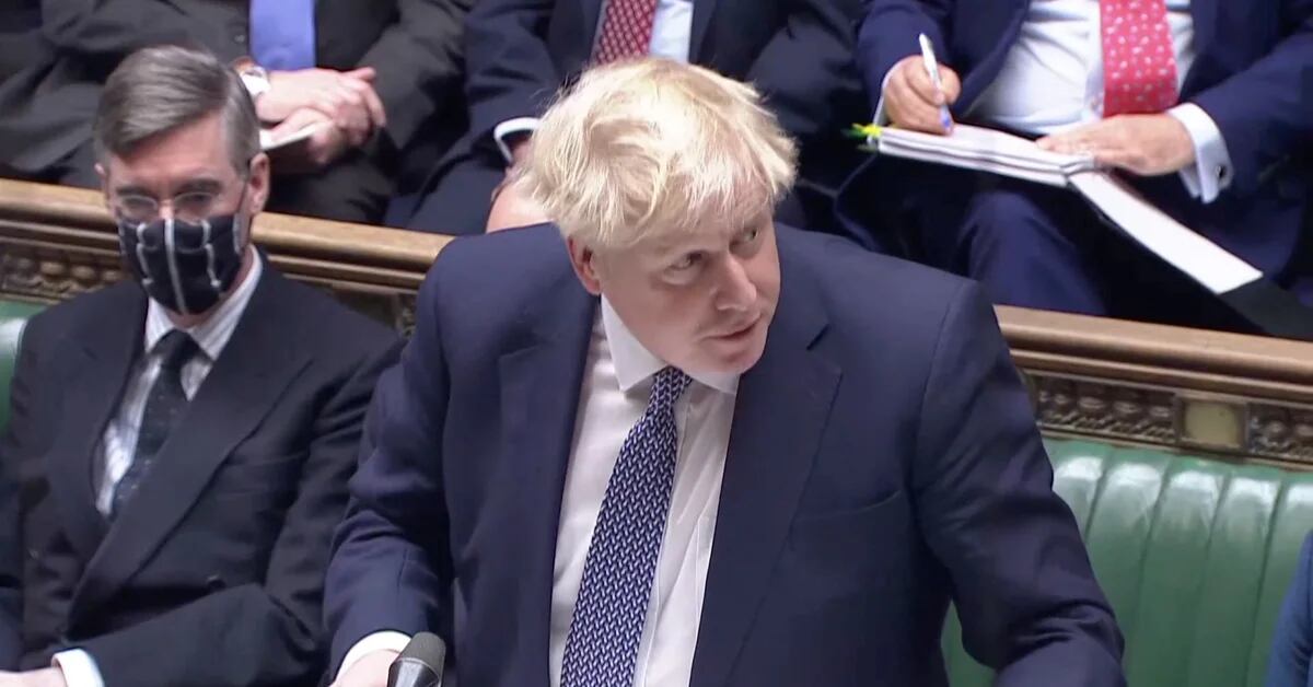 Boris Johnson apologizes to British for hosting a party in the midst of an epidemic: “I must accept responsibility”