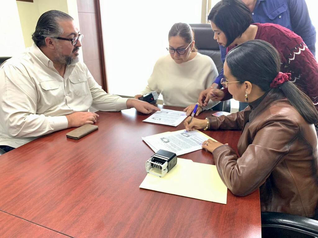 Renuncia de Arturo Peimbert de la Fiscalía de Oaxaca