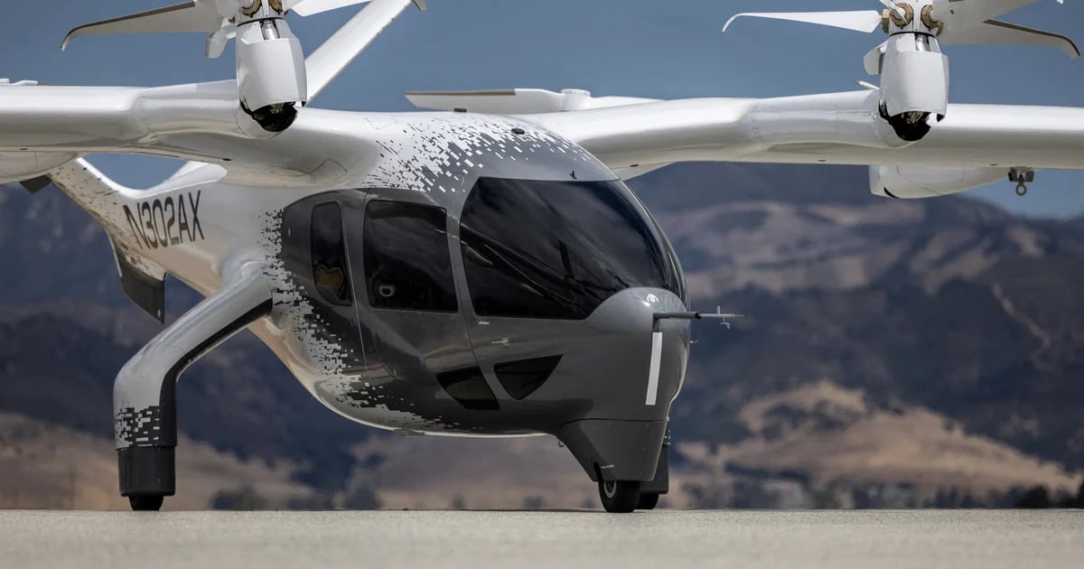 Electric air taxi manufacturer Archer Aviation could begin passenger transportation operations