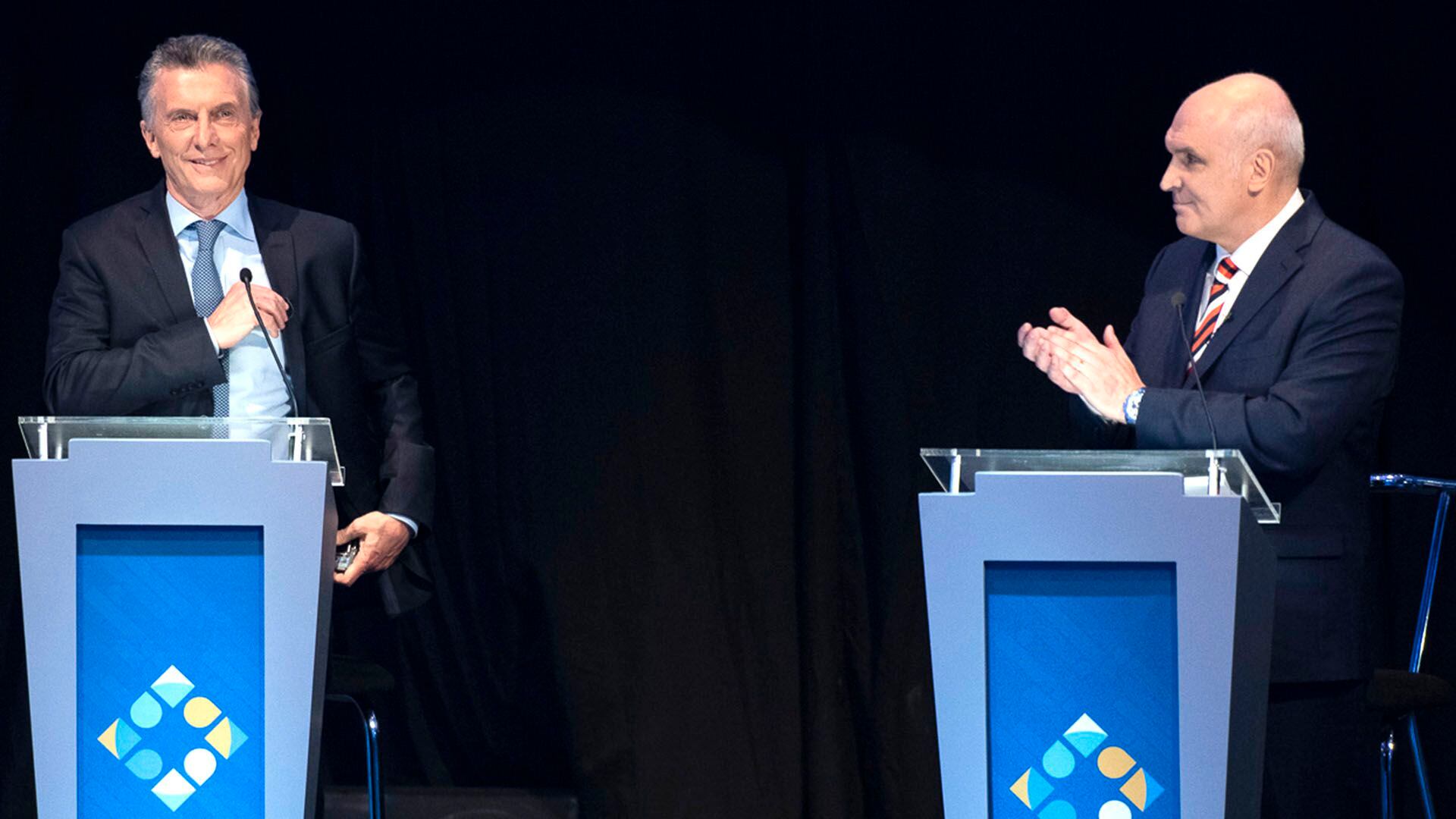 Mauricio Macri y José Luis Espert en el debate presidencial del 2019 (Adrián Escandar)