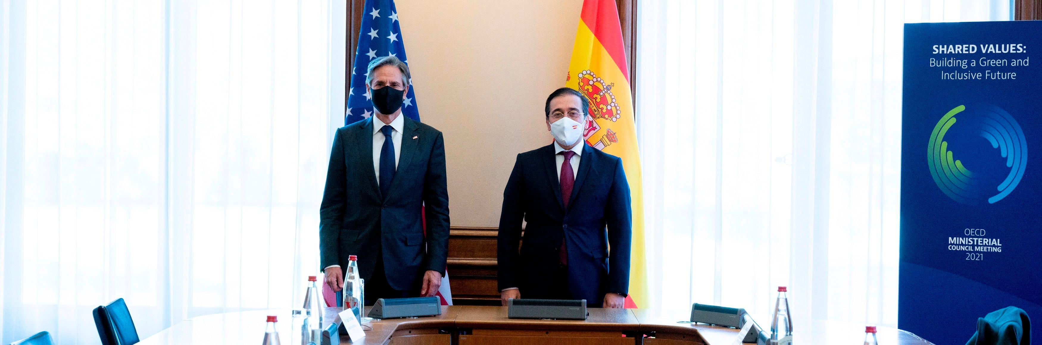 El ministro español de Asuntos Exteriores, José Manuel Albares, se reúne con el secretario de Estado de EEUU, Antony Blinken (Foto: EFE/ Embajada De España En París)
