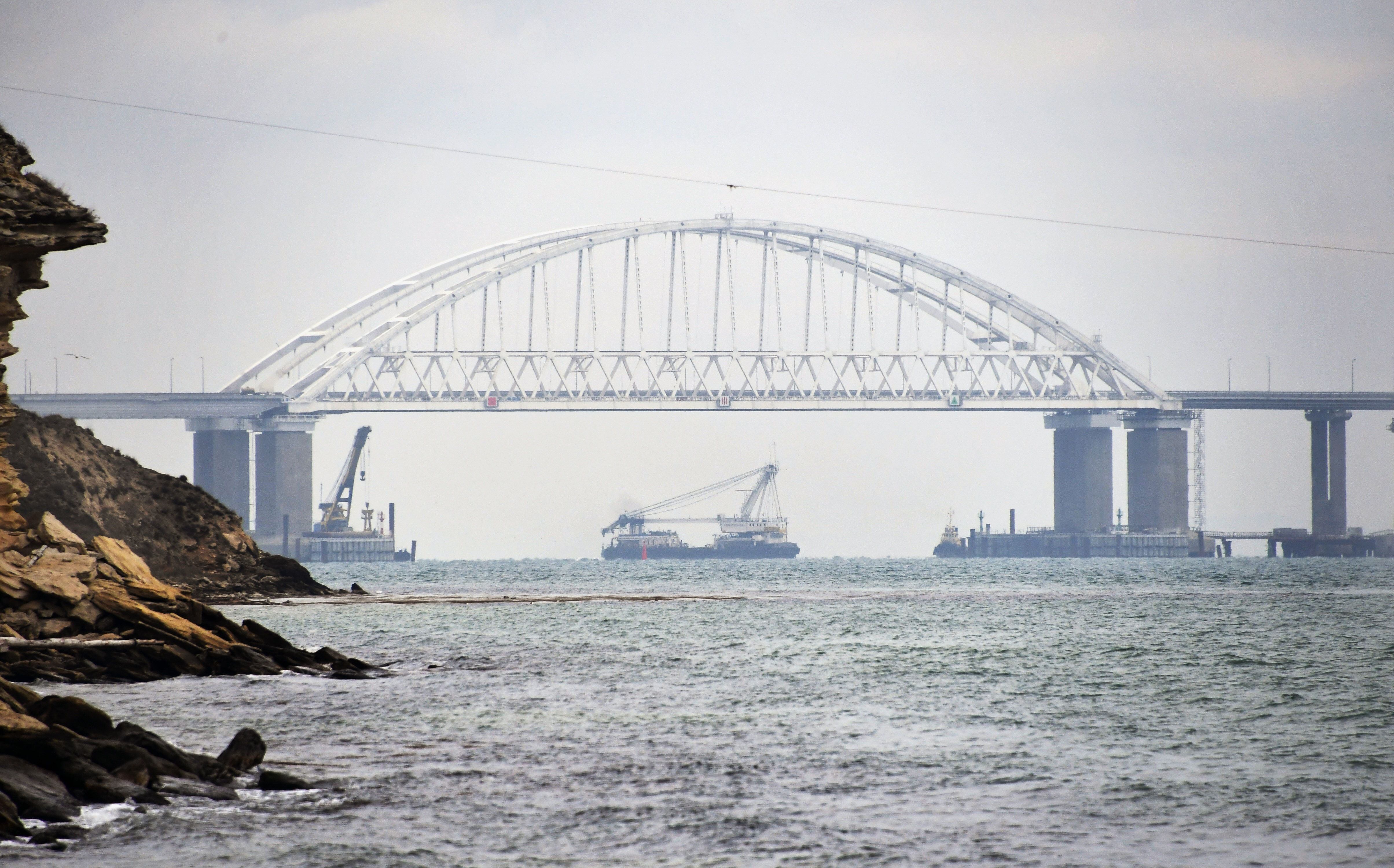 El puente de Kerch, que une Crimea con Rusia, será uno de los objetivos del Ejército ucraniano en 2024 (Europa Press)