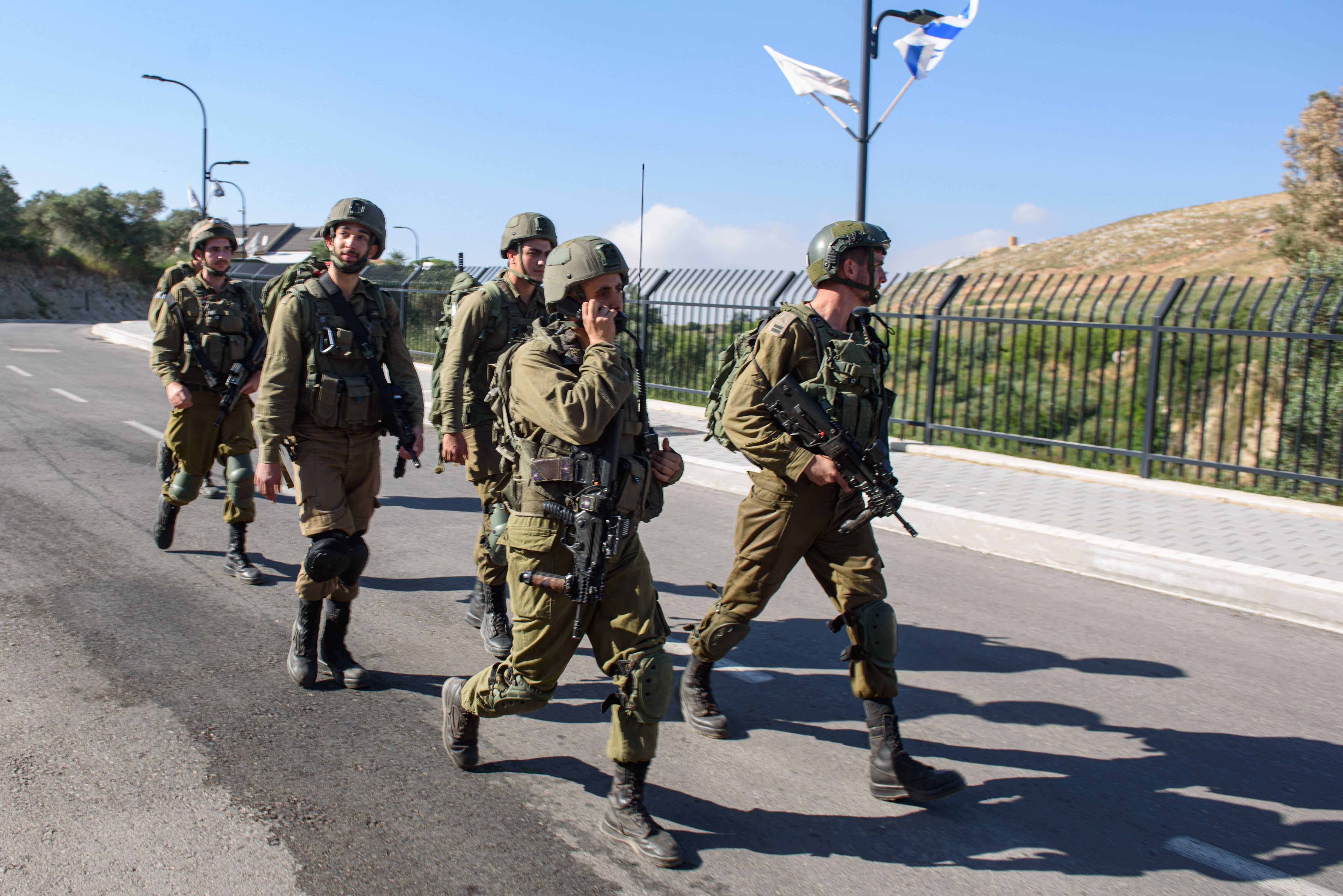Militares israelíes en Metula, cerca de la frontera con el Líbano (Europa Press)