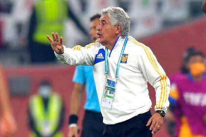 El planteamiento táctico de Ricardo Ferretti no se ha traído buenos resultados a Tigres en las últimas jornadas (Foto: Noushad Thekkayil/EFE) 
