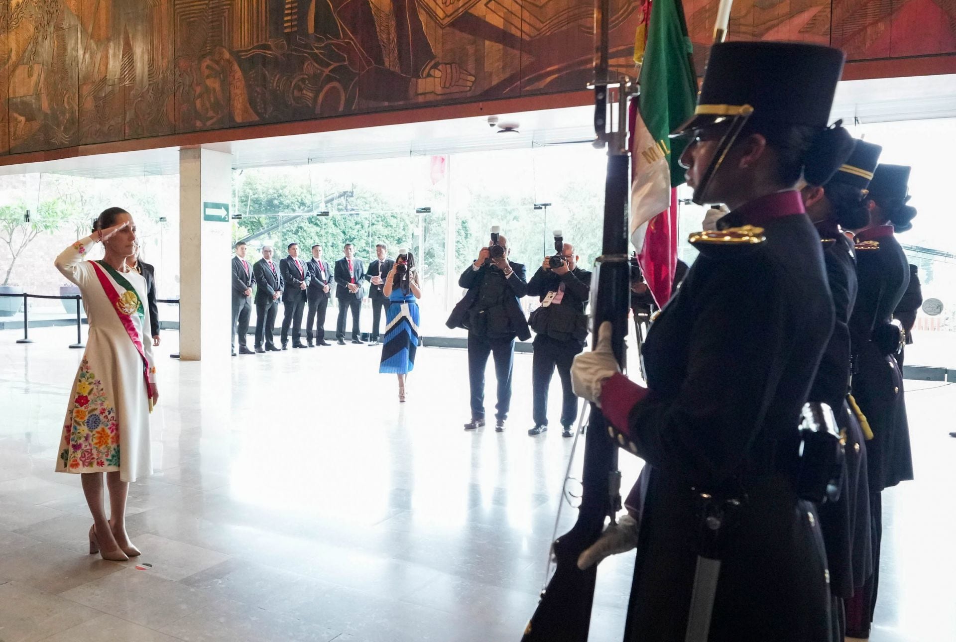 CIUDAD DE MÉXICO, 01OCTUBRE2024.- Claudia Sheinbaum tomó protesta como Presidenta Constitucional de México en la Cámara de Diputados. FOTO: PRESIDENCIA/CUARTOSCURO.COM