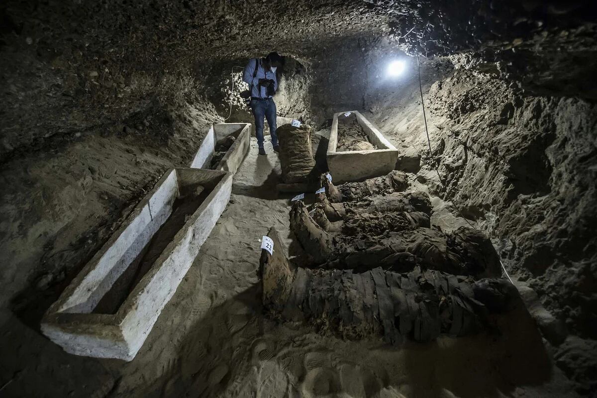 Descubrieron 17 Momias En Unas Catacumbas Al Sur De El Cairo Infobae