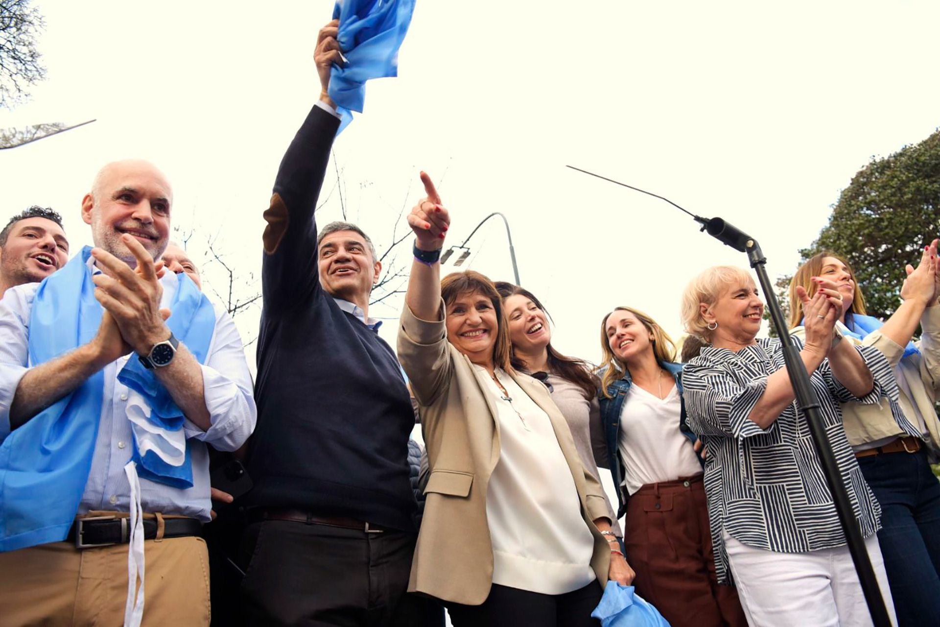 Patricia Bullrich acto Barrancas de Belgrano con Jorge Macri y Horacio Rodríguez Larreta