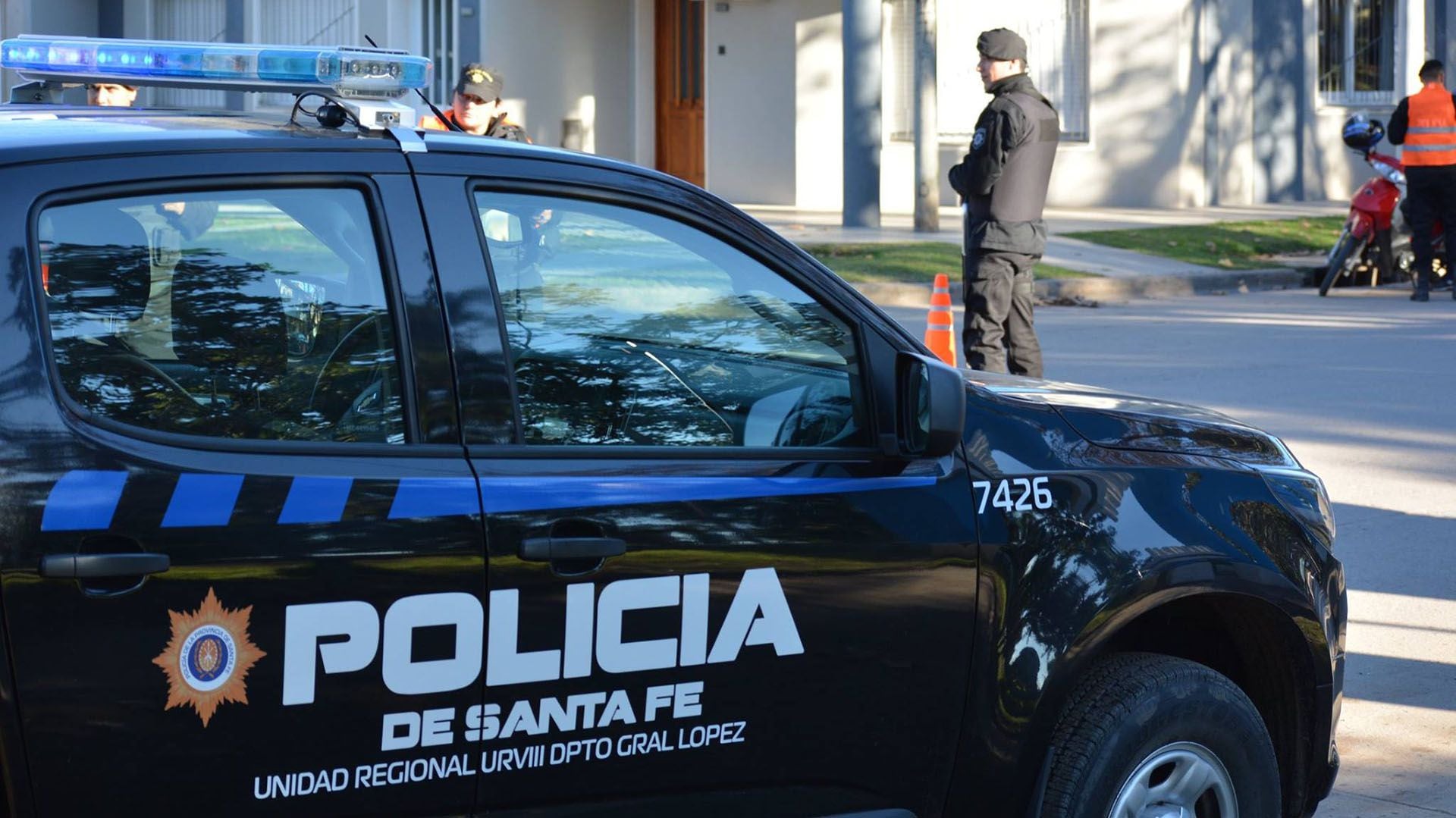 En la localidad santafesina de Villa Gobernador Gálvez, un joven fue apuñalado durante una discusión en la vía pública (@MinSegSF) 