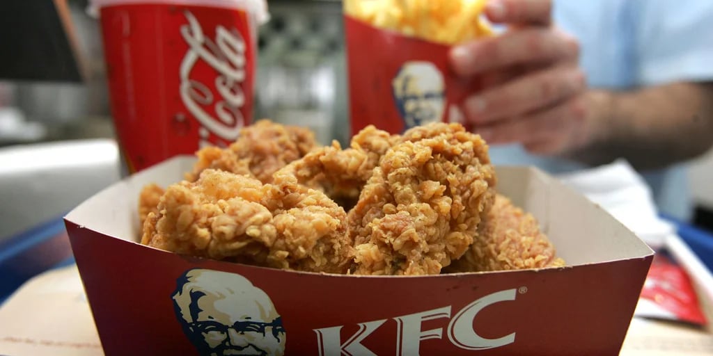 KFC - La noche empollada nunca tuvo un mejor significado 😏🍗