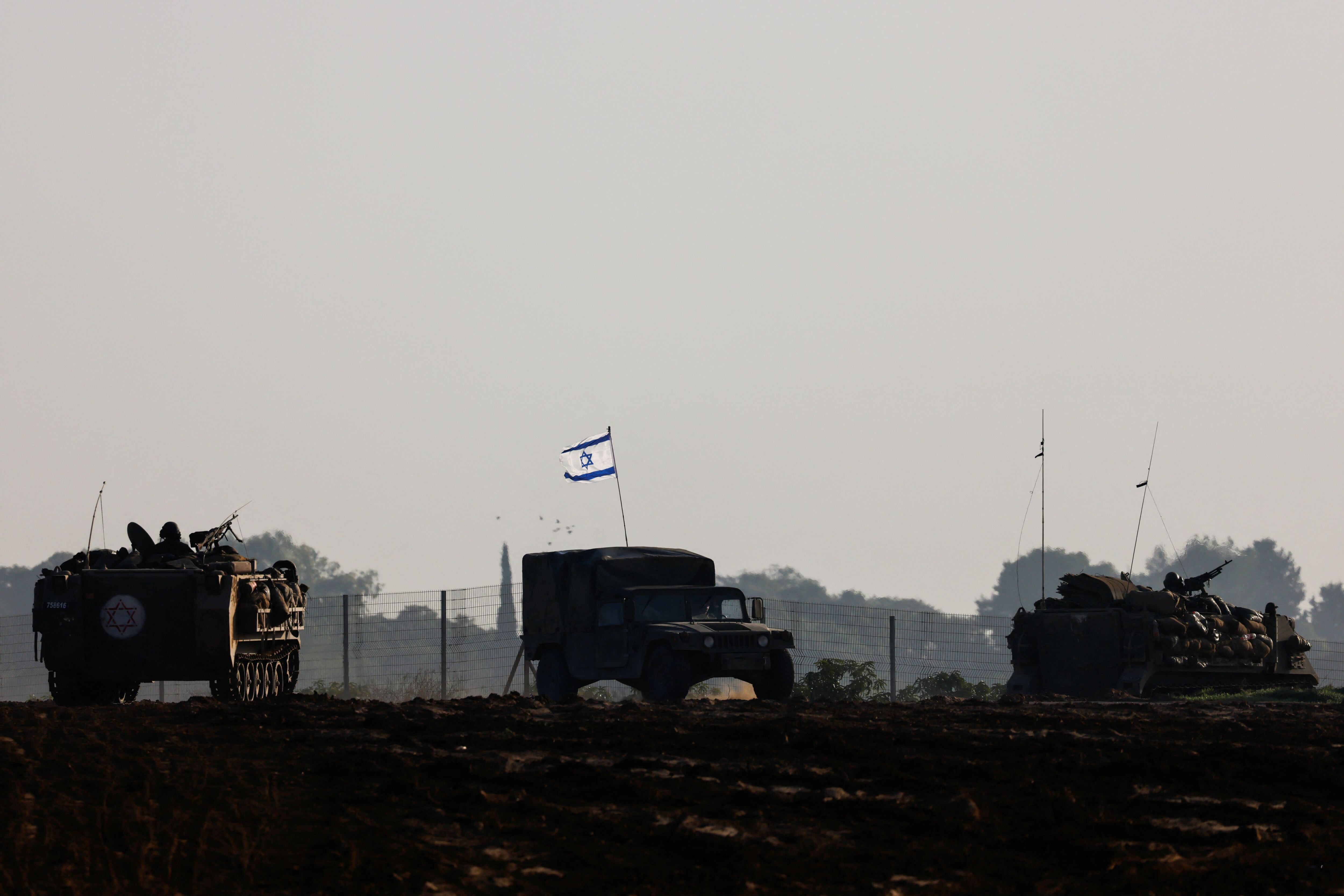 Israel reclama el acceso de la Cruz Roja a los secuestrados en Gaza tras el alto al fuego con Hamas. (REUTERS/Amir Cohen)