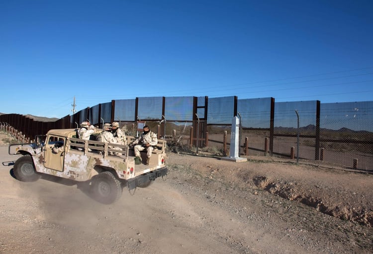 Militares mexicanos desarmaron a soldados de los EEUU en Texas (Foto: AFP)