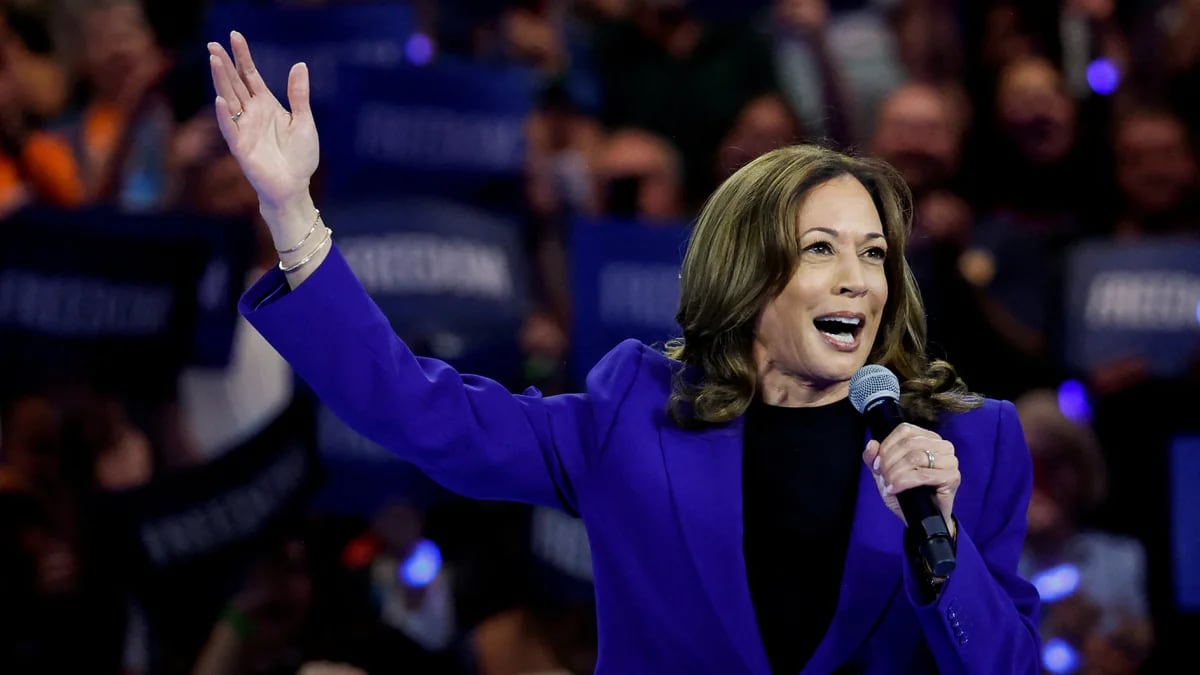 Kamala Harris aceptó la nominación demócrata para la presidencia de EEUU: “Juntos trazaremos un nuevo camino”