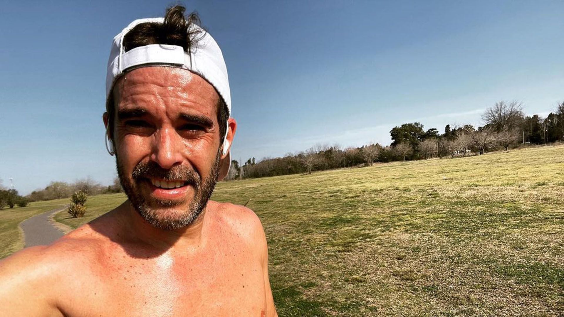 Nicolás Cabré expresó su tristeza por no poder correr la Media Maratón de  Buenos Aires: “La rodilla pide descanso” - Infobae