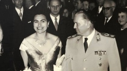 El Mariscal Tito y  su esposa Jovanka Broz, ya como líder de Yugoslavia