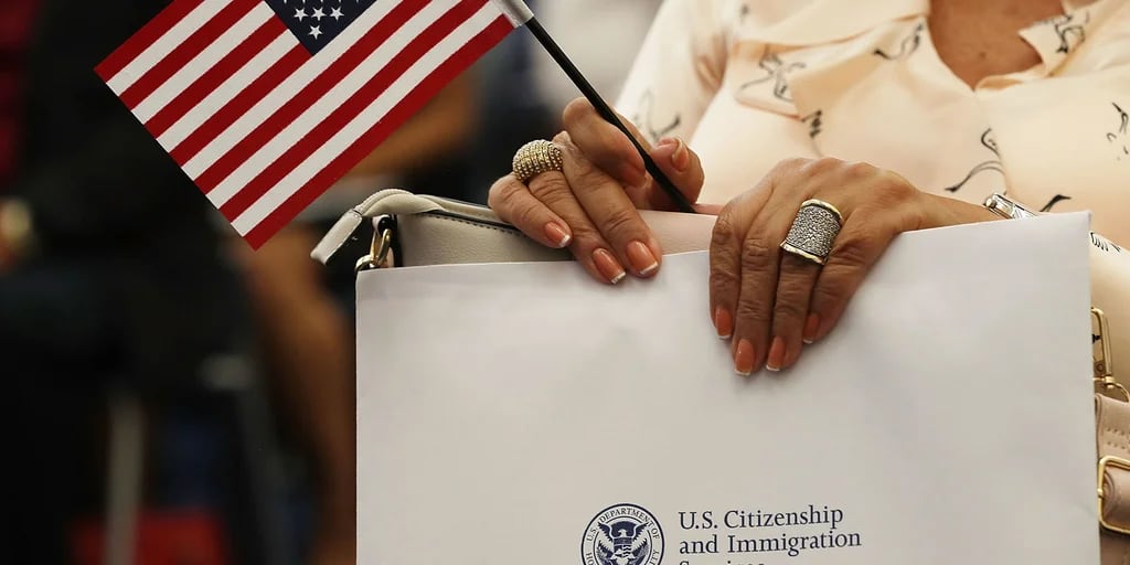 El porcentaje de residentes de Estados Unidos nacidos en el extranjero llegó en 2023 a su mayor nivel desde 1910