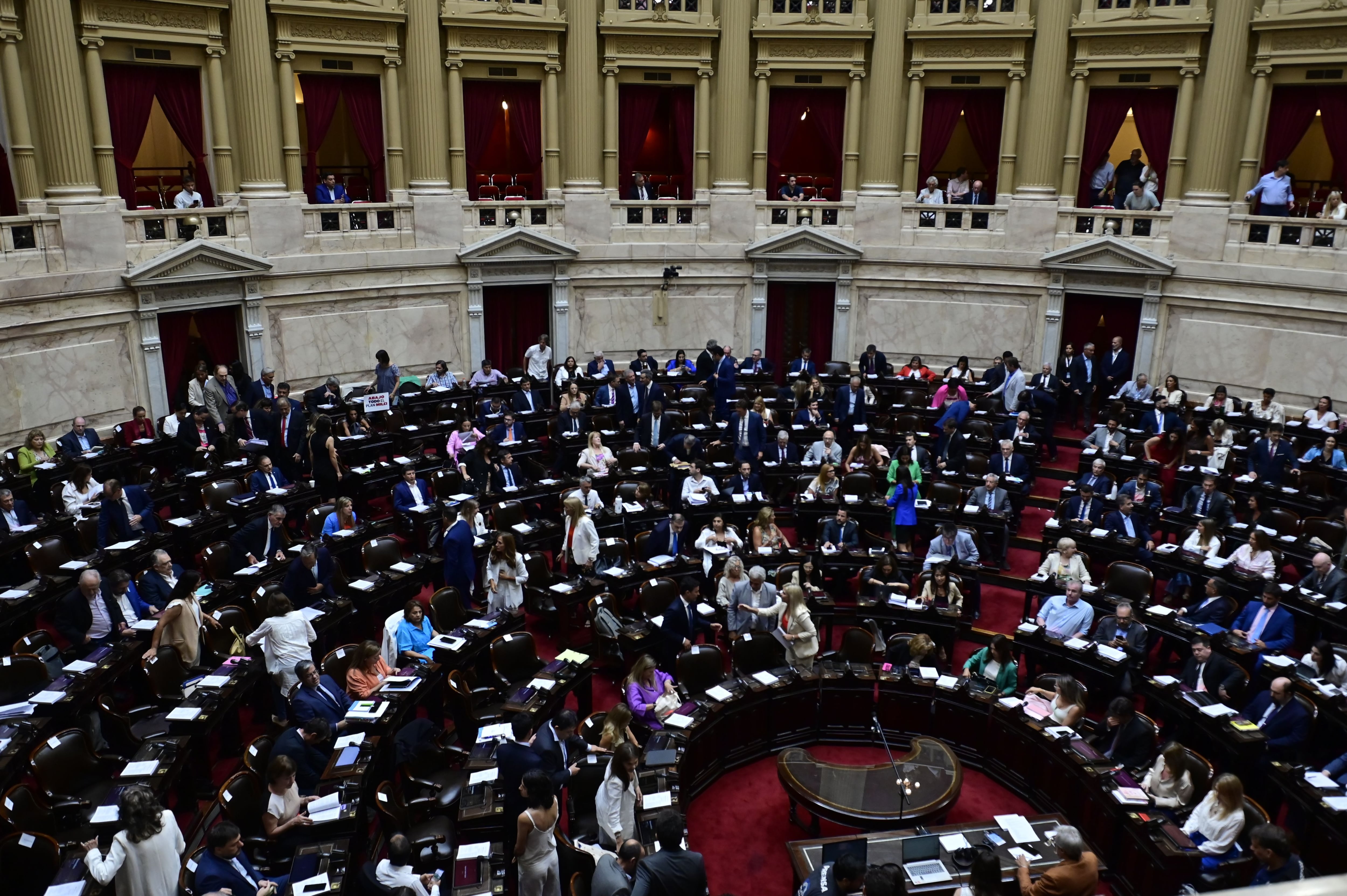 Fotografía de una sesión de debate en la Cámara de Diputados de Argentina en Buenos Aires (Argentina). EFE/ Matias Martin Campaya 