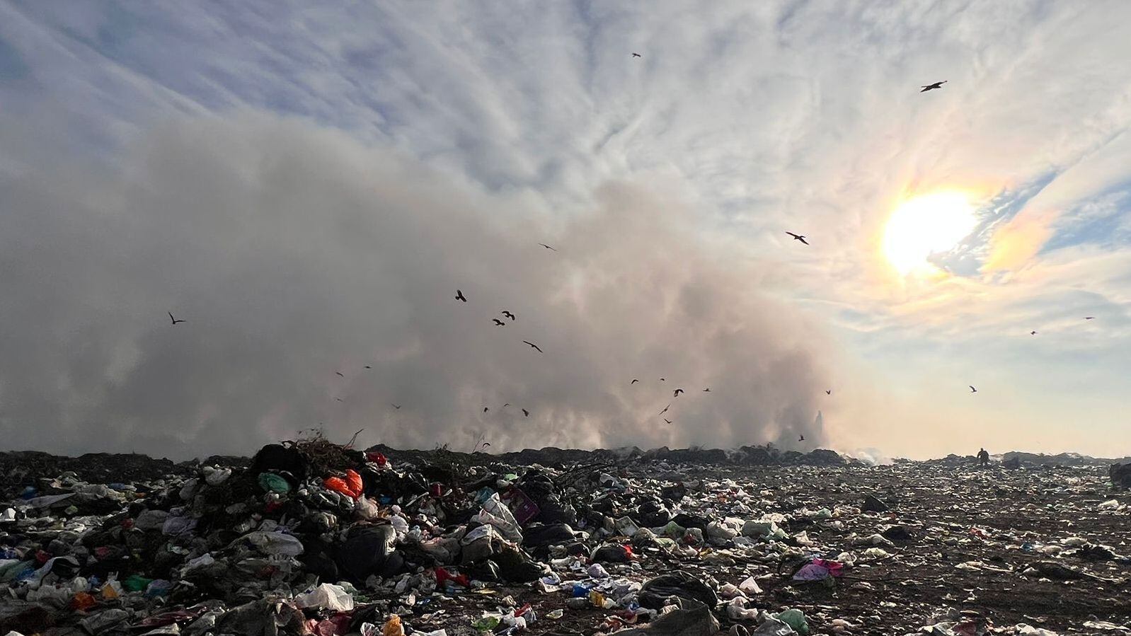 BASURAL A CIELO ABIERTO LUJAN