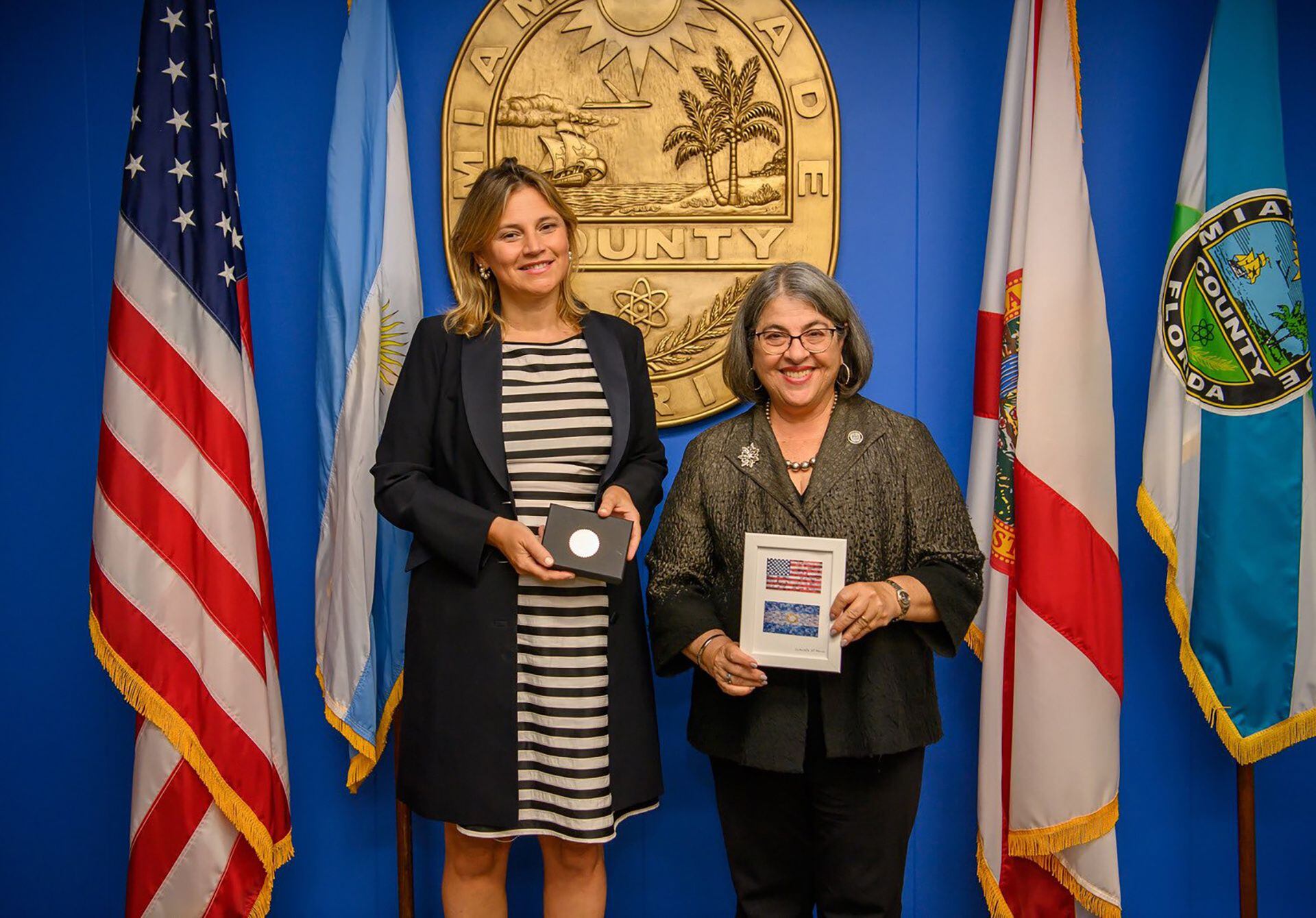 Ana De La Paz Tito -
cónsulesa Argentina de Miami