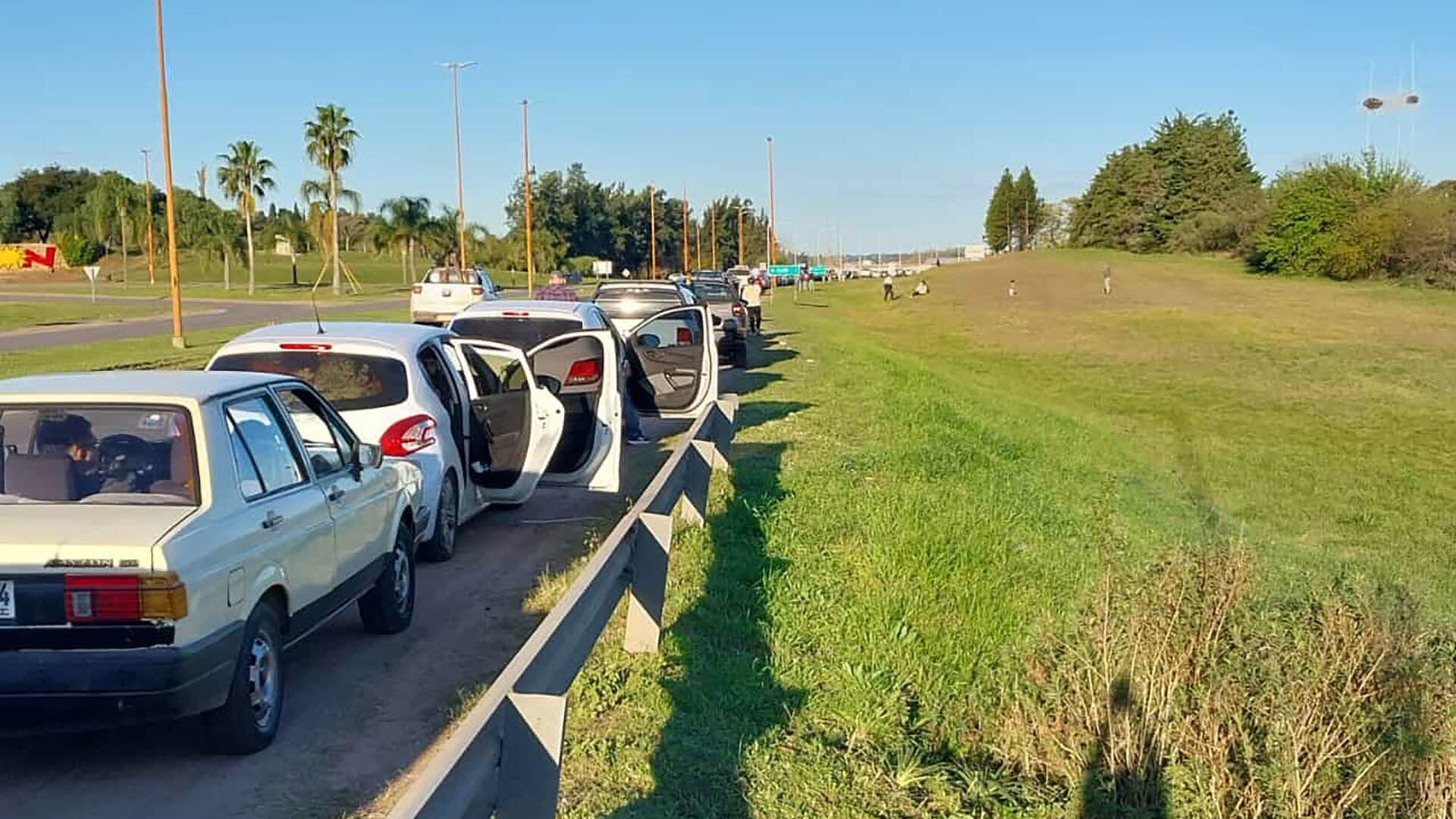 Uruguayos esperan en Colón.