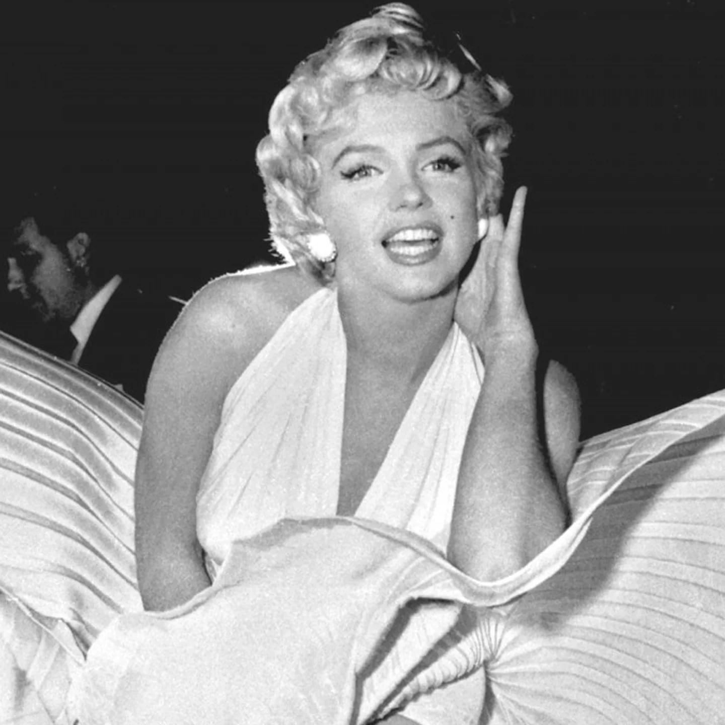 Foto tirada em velório de Marilyn Monroe intrigam internautas