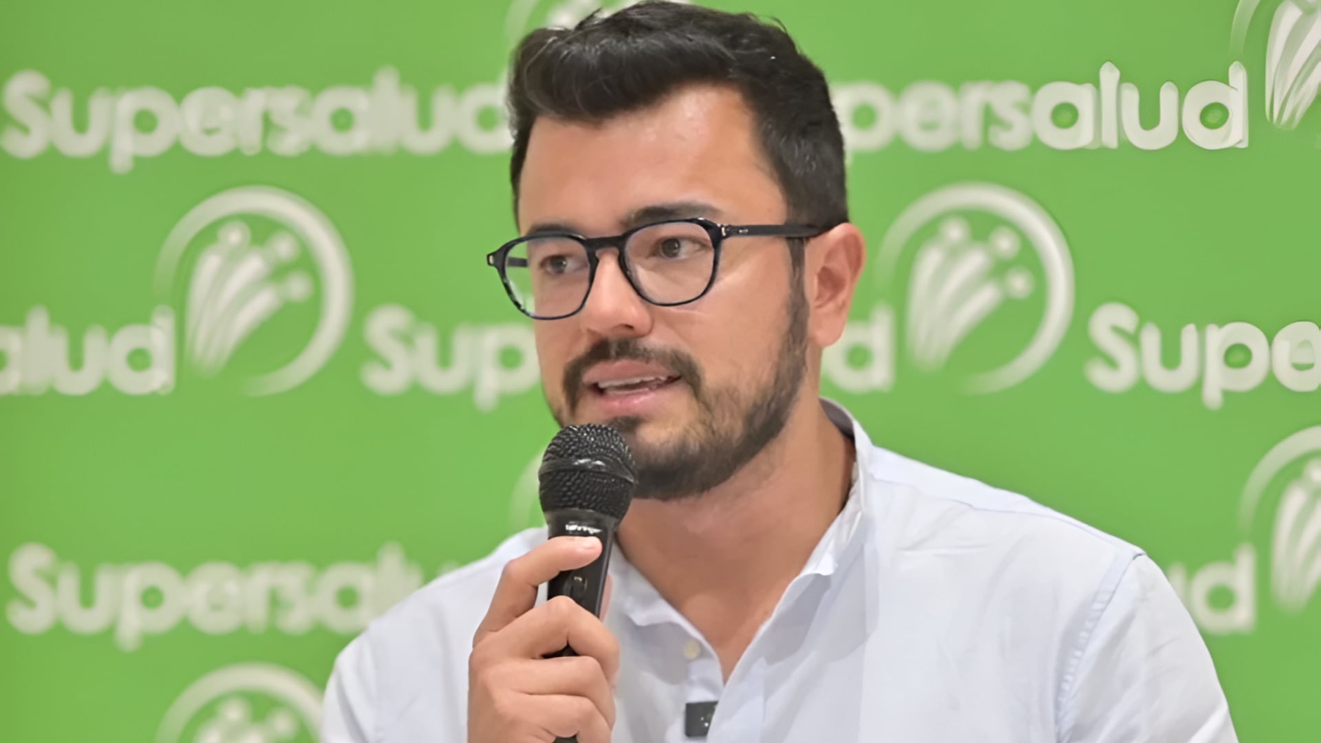 El superintendente de Salud, Luis Carlos Leal, explicó cuál es el próposito de la circular 0011-5 de 2024 - crédito Supersalud