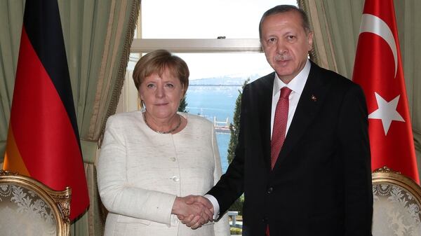 Merkel junto a Erdogan (EFE)