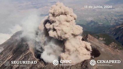 Imágenes del Popocatépetl el 13 de junio (Foto: CENAPRED)  
