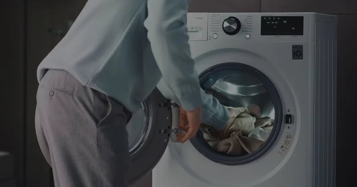 Washing machine’s secret button to keep clothes looking new and reduce energy consumption