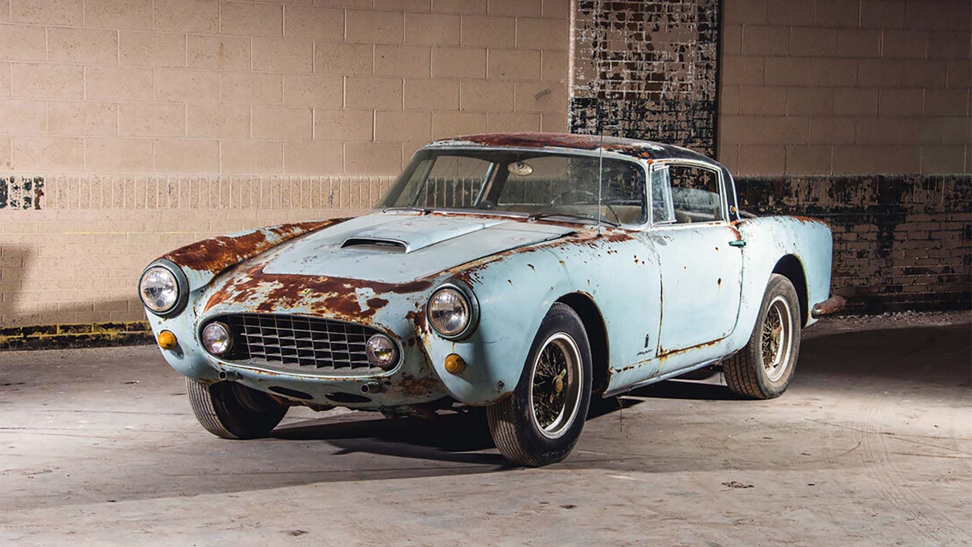 Esta Ferrari 250 GT Coupé Speciale del año 1956 fue una de las únicas 4 que fabricó Pininfarina y perteneció al rey Mohamed V de Marruecos