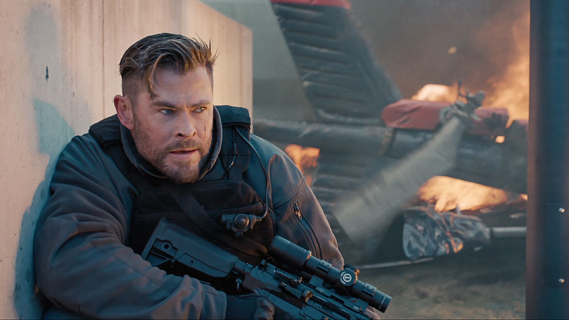 Chris Hemsworth enfrenta nuevos peligros y desafíos aun mayores que en la primera entrega. (Netflix)