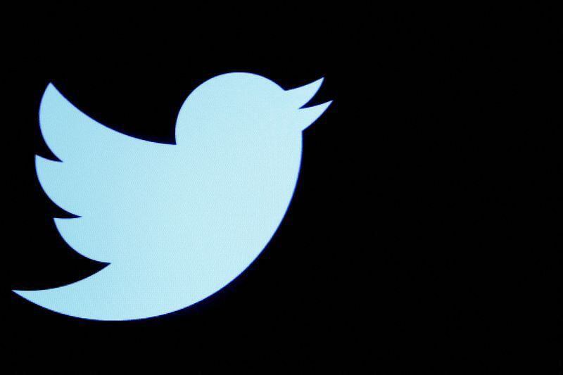 Imagen de ilustración del logo de Twitter antes de convertirse en X bajo el mando de Elon Musk. (REUTERS/Brendan McDermid)