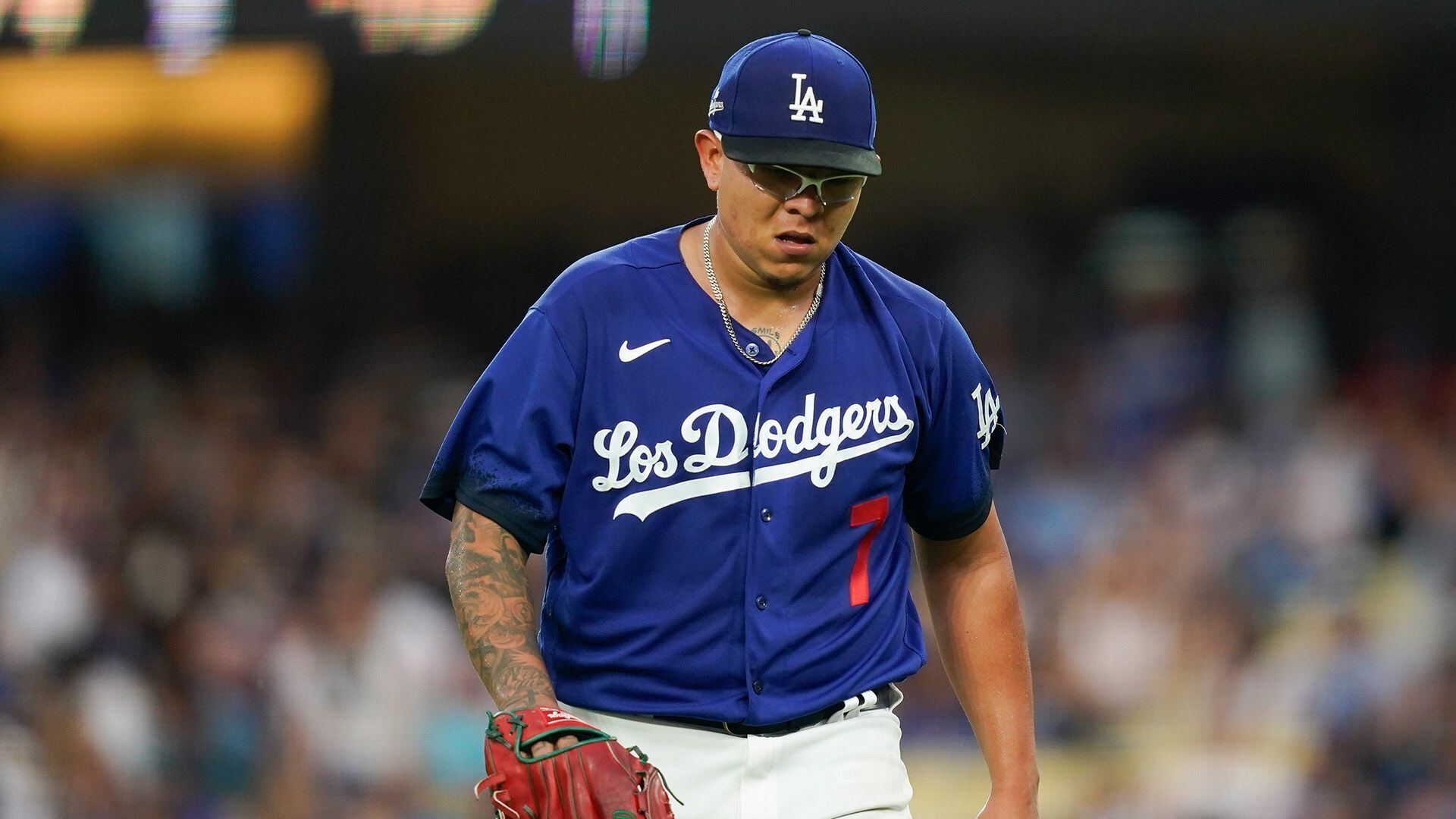 Julio Urías atraviesa una de las etapas más complicadas de su carrera en Ligas Mayores (AP)