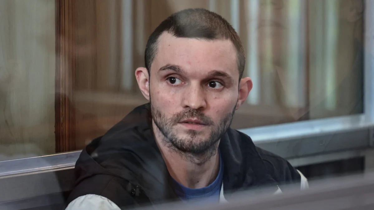 Rusia condenó a un soldado estadounidense a tres años y nueve meses de prisión por robo y amenazas de muerte