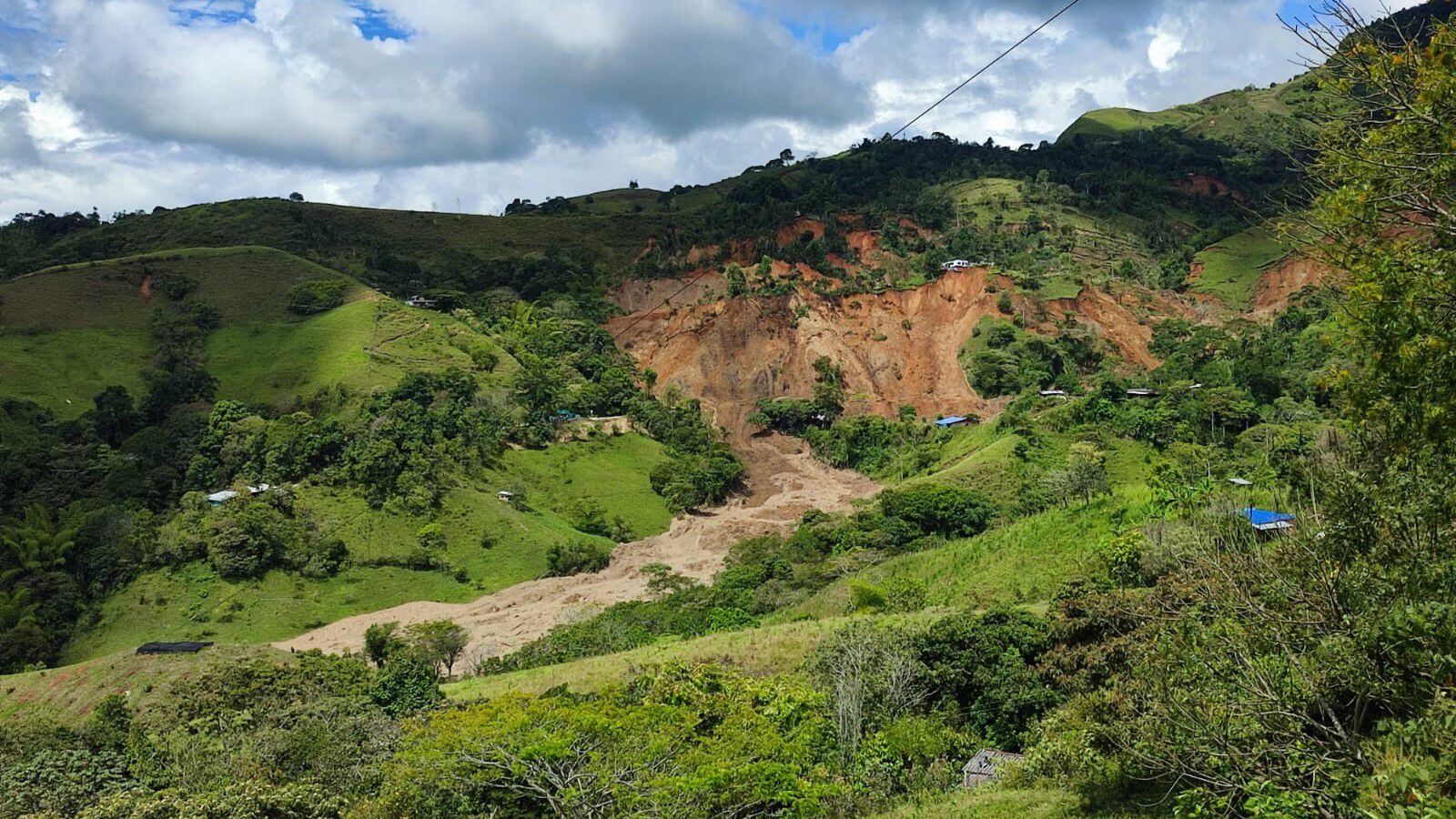 Rosas, Cauca permanece incomunicado tras el deslizamiento del 8 de enero.