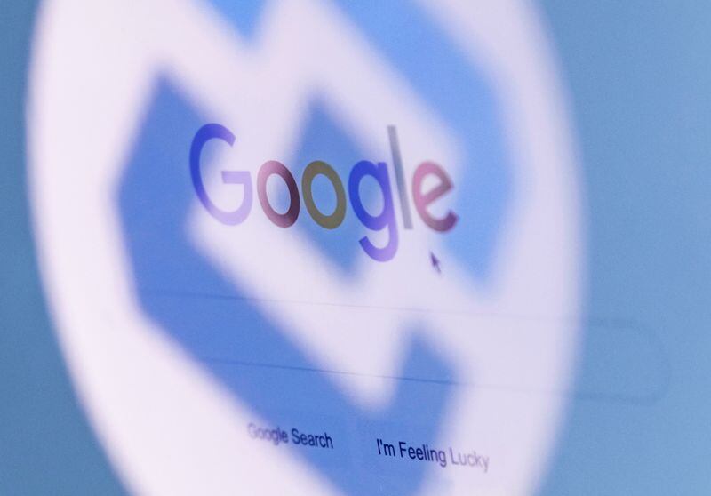 El historial de búsqueda se almacena en todos los dispositivos en los que usamos la cuenta de Google. (REUTERS)