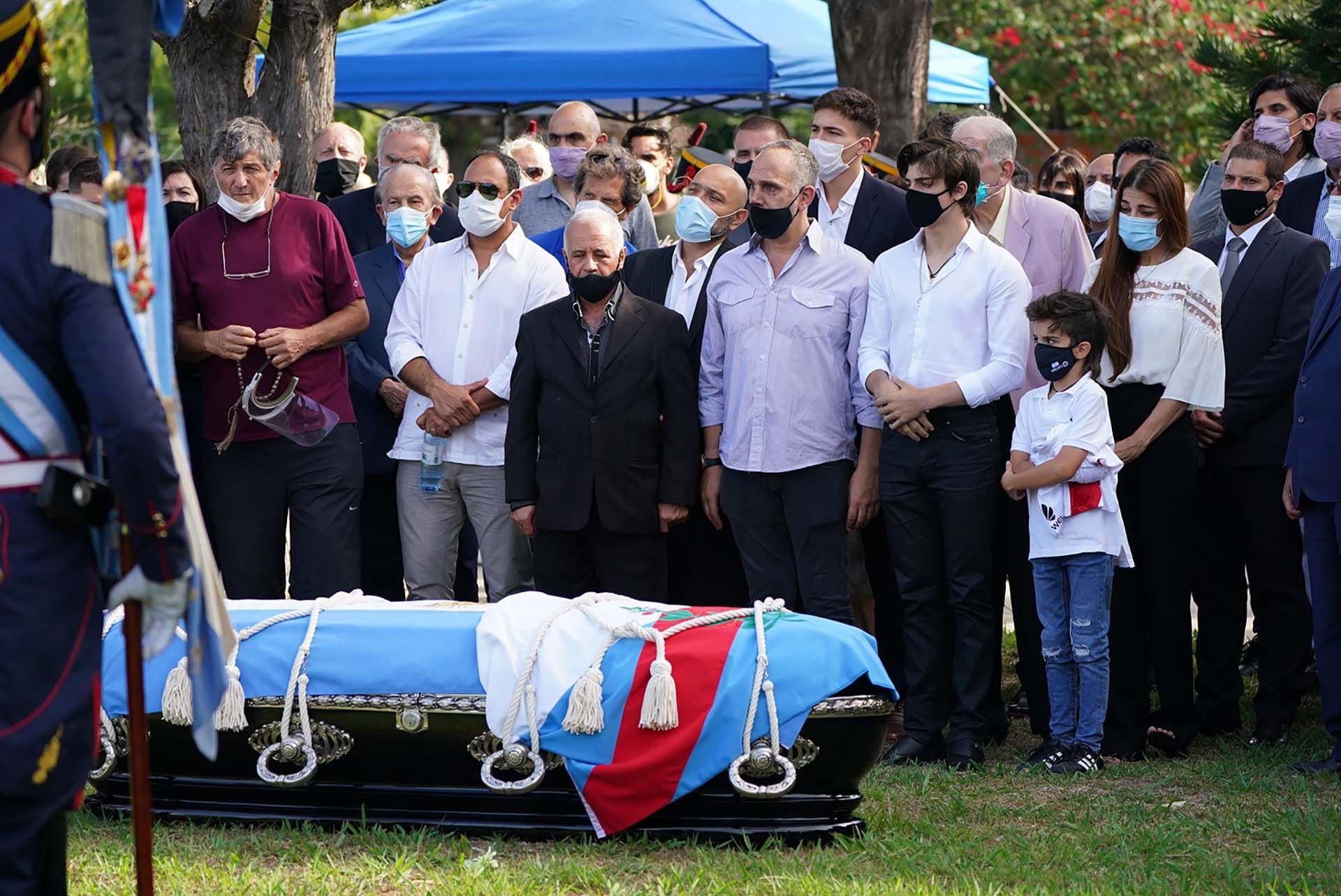 Muerte Carlos Saúl Menem - cementerio islámico de La Tablada