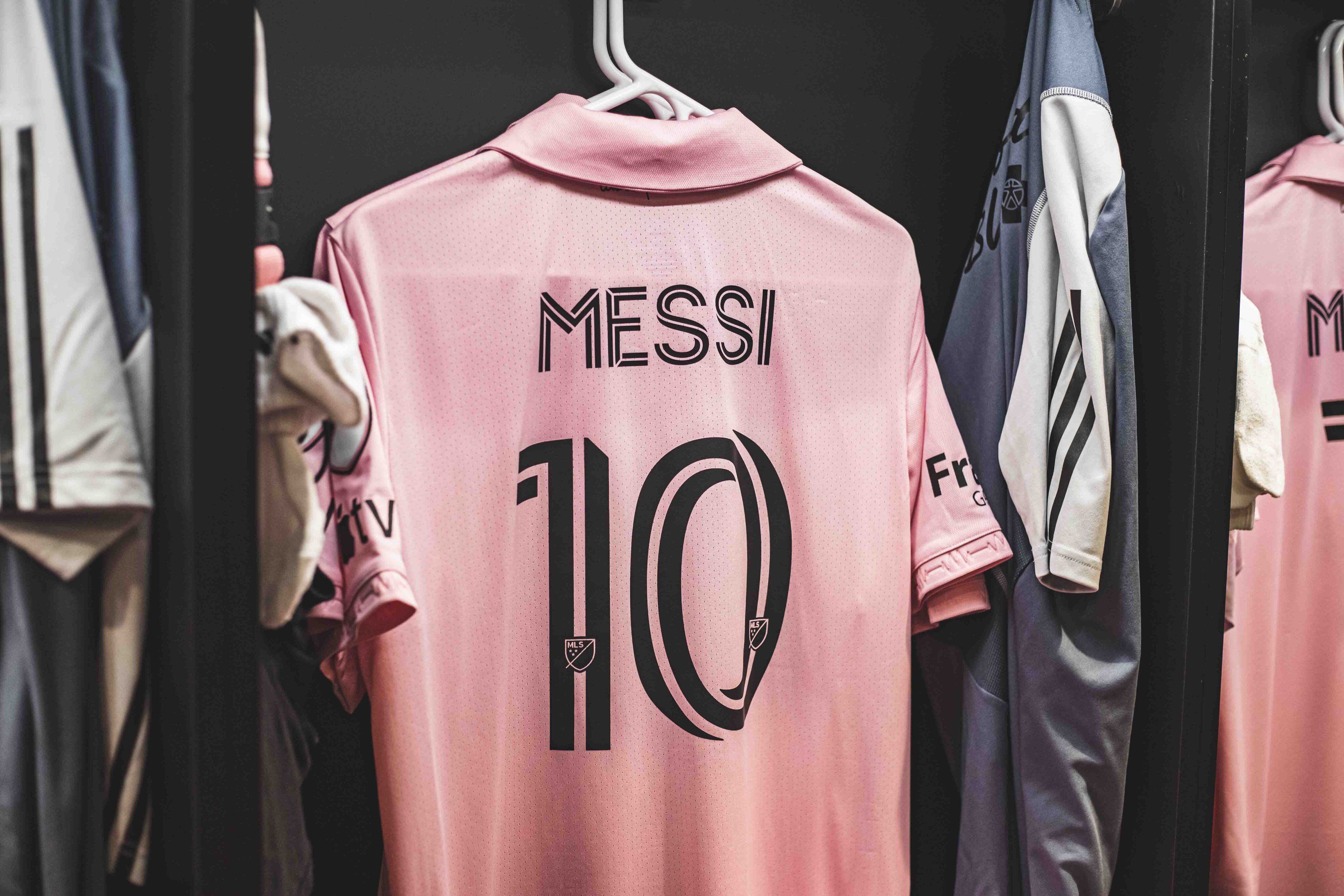 La camiseta de Lionel Messi está en colgada en el vestuario de Inter Miami