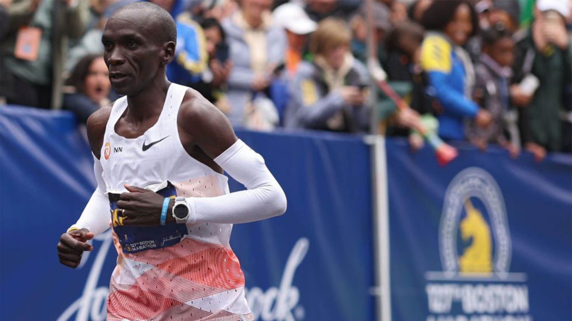 Kenya dominates the 2022 Boston Marathon, as Evans Chebet and