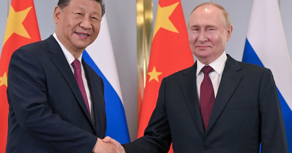 Russia e Cina si stanno avvicinando alla dittatura venezuelana e vogliono che l’opposizione si assuma la responsabilità della frode: “Bisogna congratularsi con il vincitore”