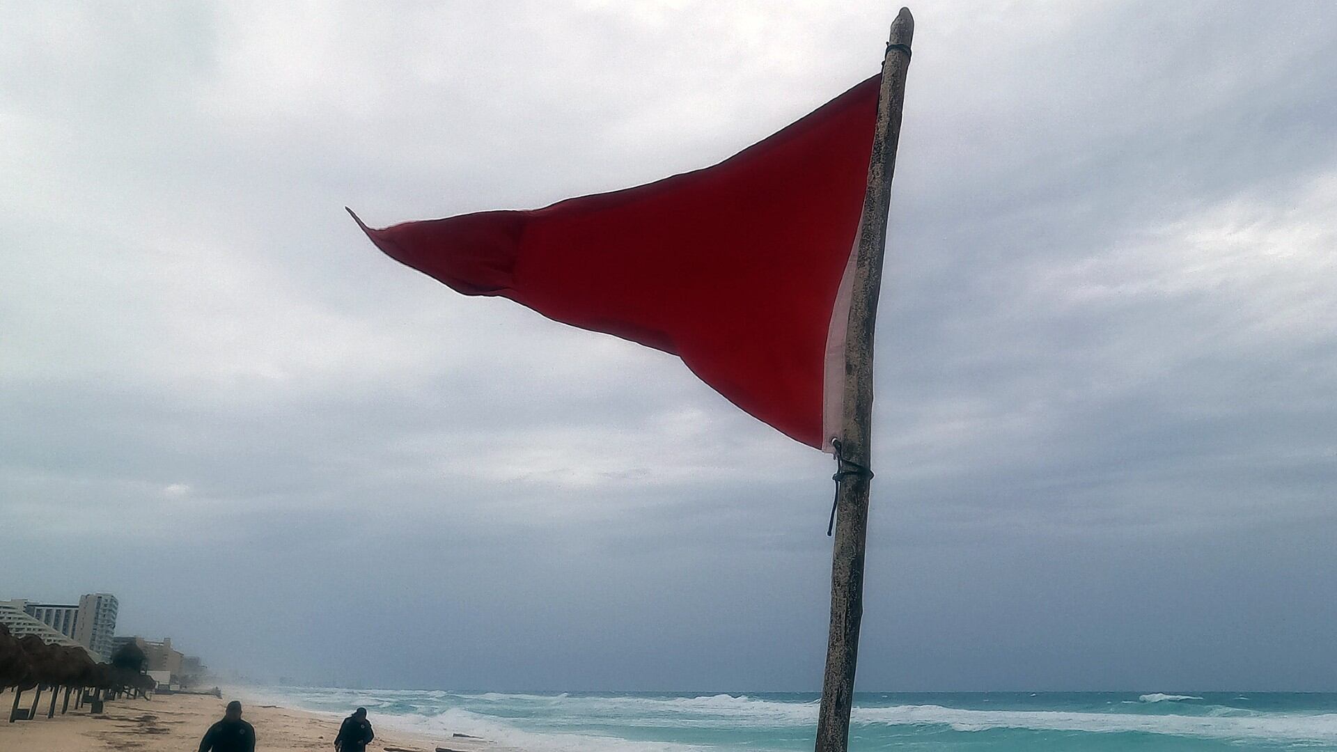 Huracán - Bandera - Costa - México