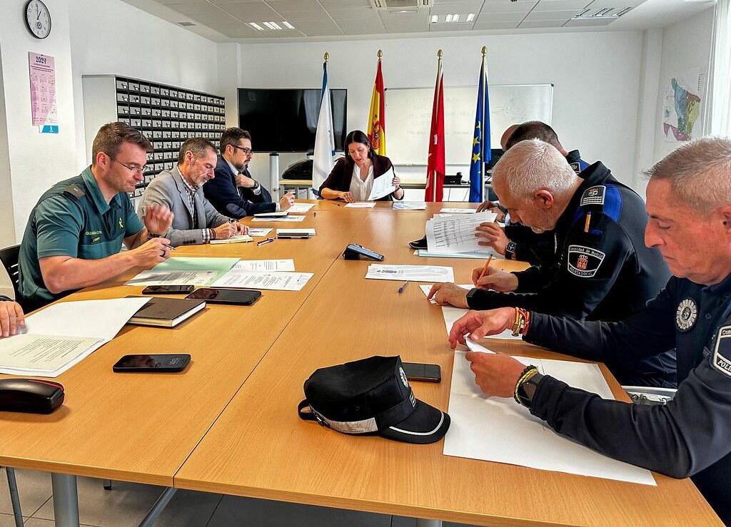 La alcaldesa de Majadahonda, Lola Moreno, en una reunión de trabajo