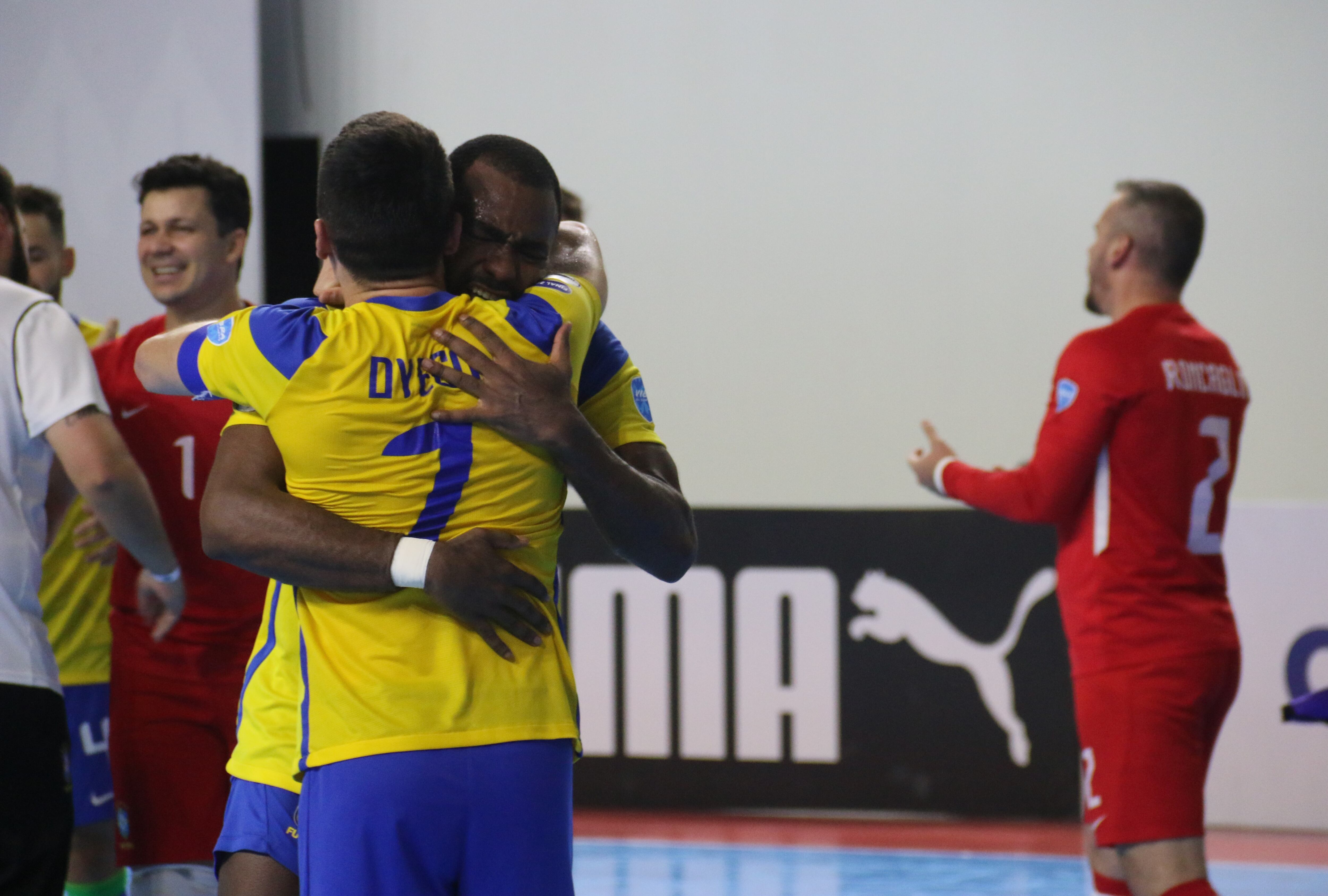 El joven integraba la liga profesional de futsal en Bucaramanga - crédito EFE
